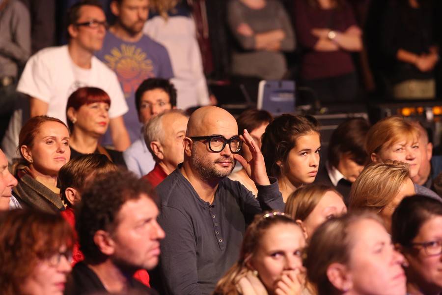 Brněnské Sono tancovalo, jak David Koller bubnoval