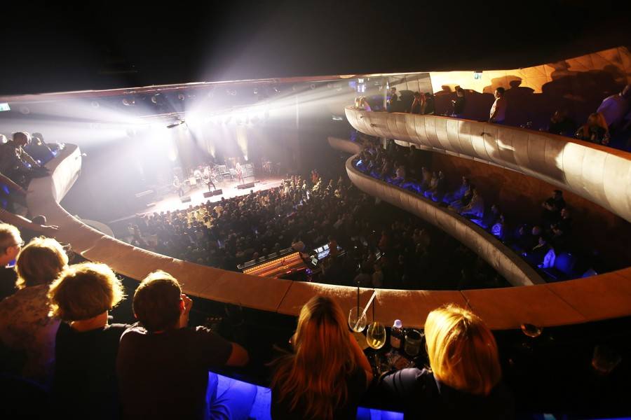 Brněnské Sono tancovalo, jak David Koller bubnoval