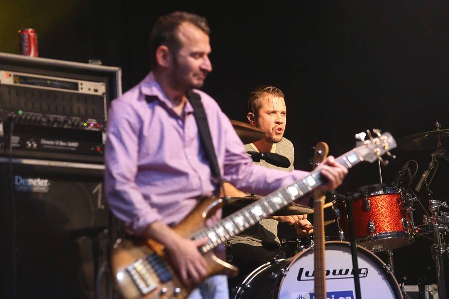 Brněnské Sono tancovalo, jak David Koller bubnoval