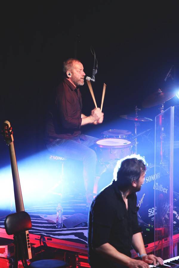 Brněnské Sono tancovalo, jak David Koller bubnoval