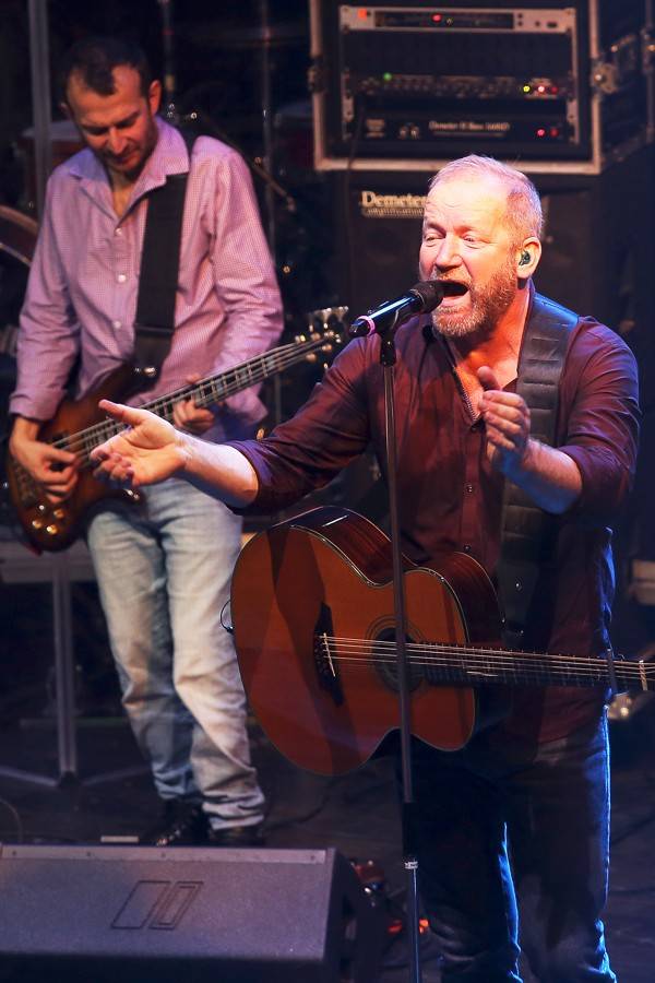 Brněnské Sono tancovalo, jak David Koller bubnoval