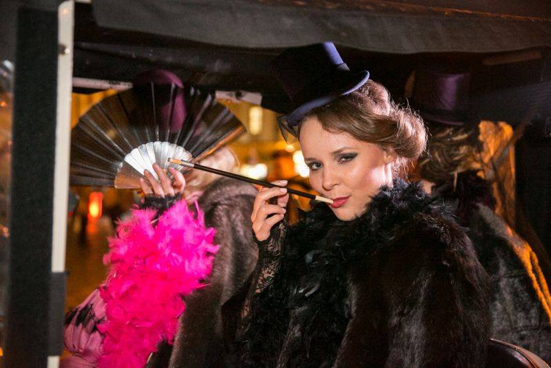 Narozeniny Chapeau Rouge zahájil pochod na Staromák, pak hrál Vladimir 518 i Jiří Schmitzer