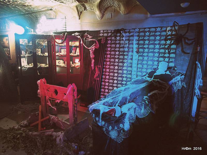 Halloween v Rock Café: Párty plná zombíku, rock'n'rollu a strachu