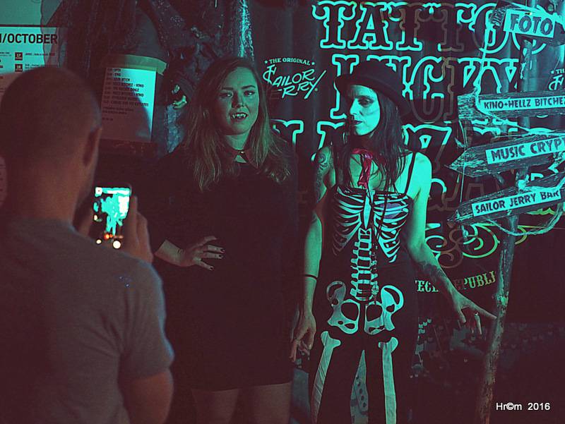 Halloween v Rock Café: Párty plná zombíku, rock'n'rollu a strachu