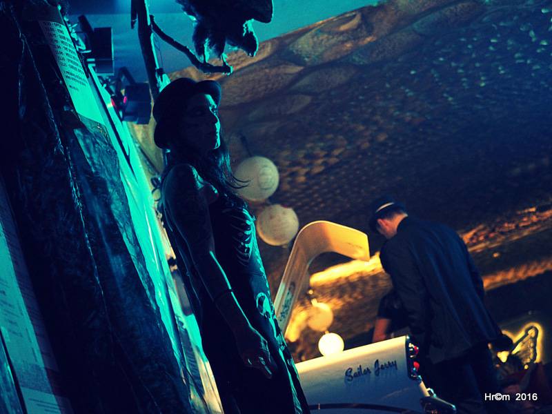 Halloween v Rock Café: Párty plná zombíku, rock'n'rollu a strachu