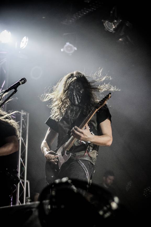 Arakain a Dymytry: Čtyřhodinový metalový nářez v Pardubicích!