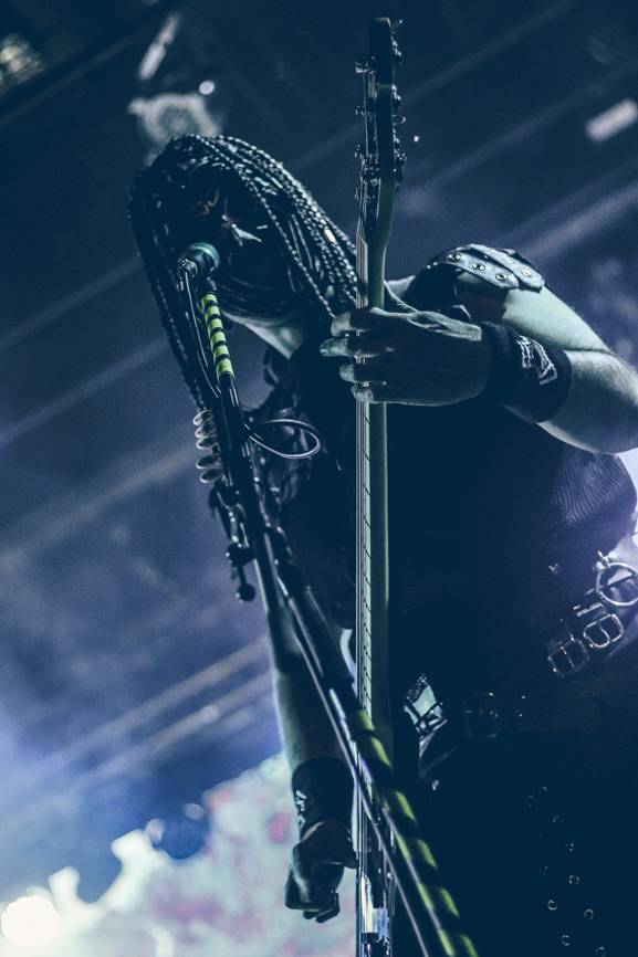 Arakain a Dymytry: Čtyřhodinový metalový nářez v Pardubicích!