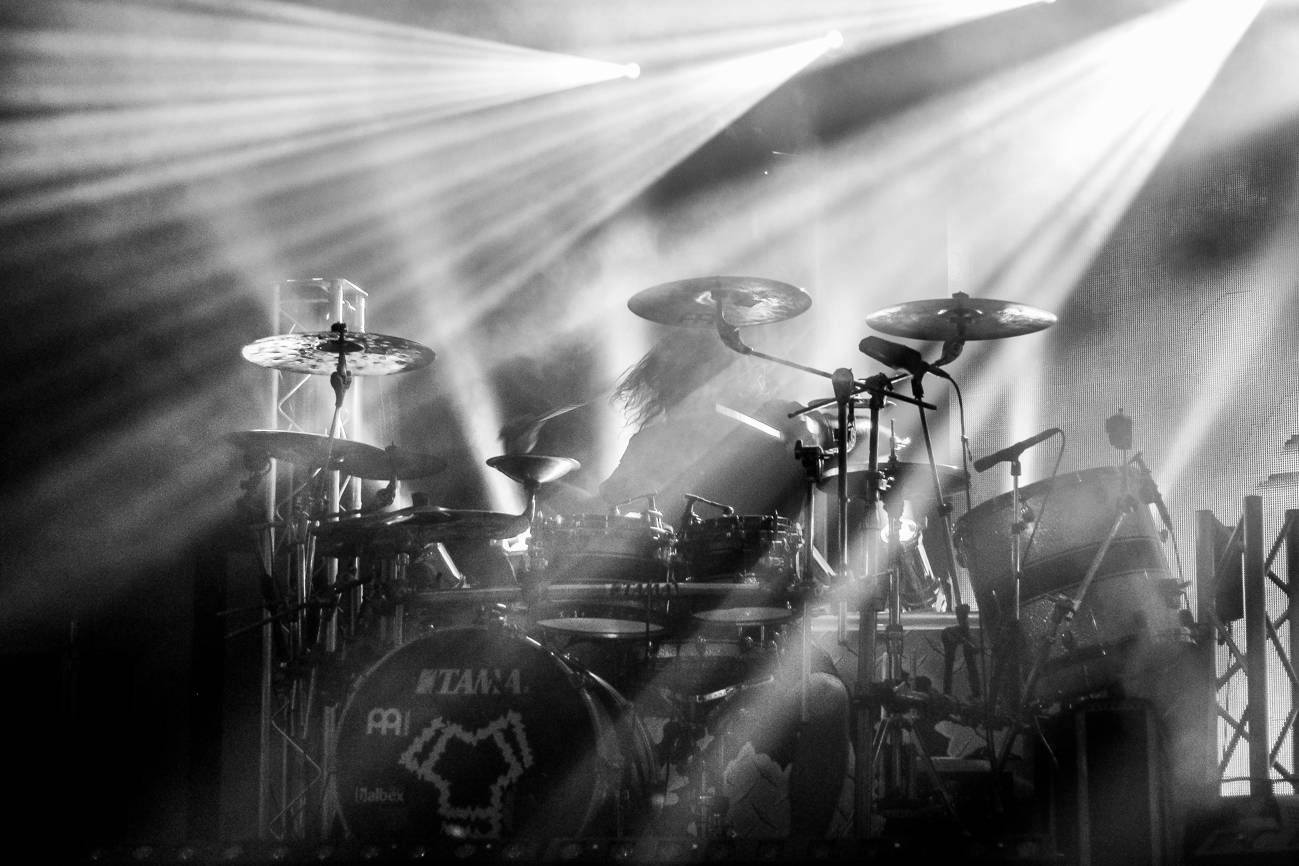 Arakain a Dymytry: Čtyřhodinový metalový nářez v Pardubicích!