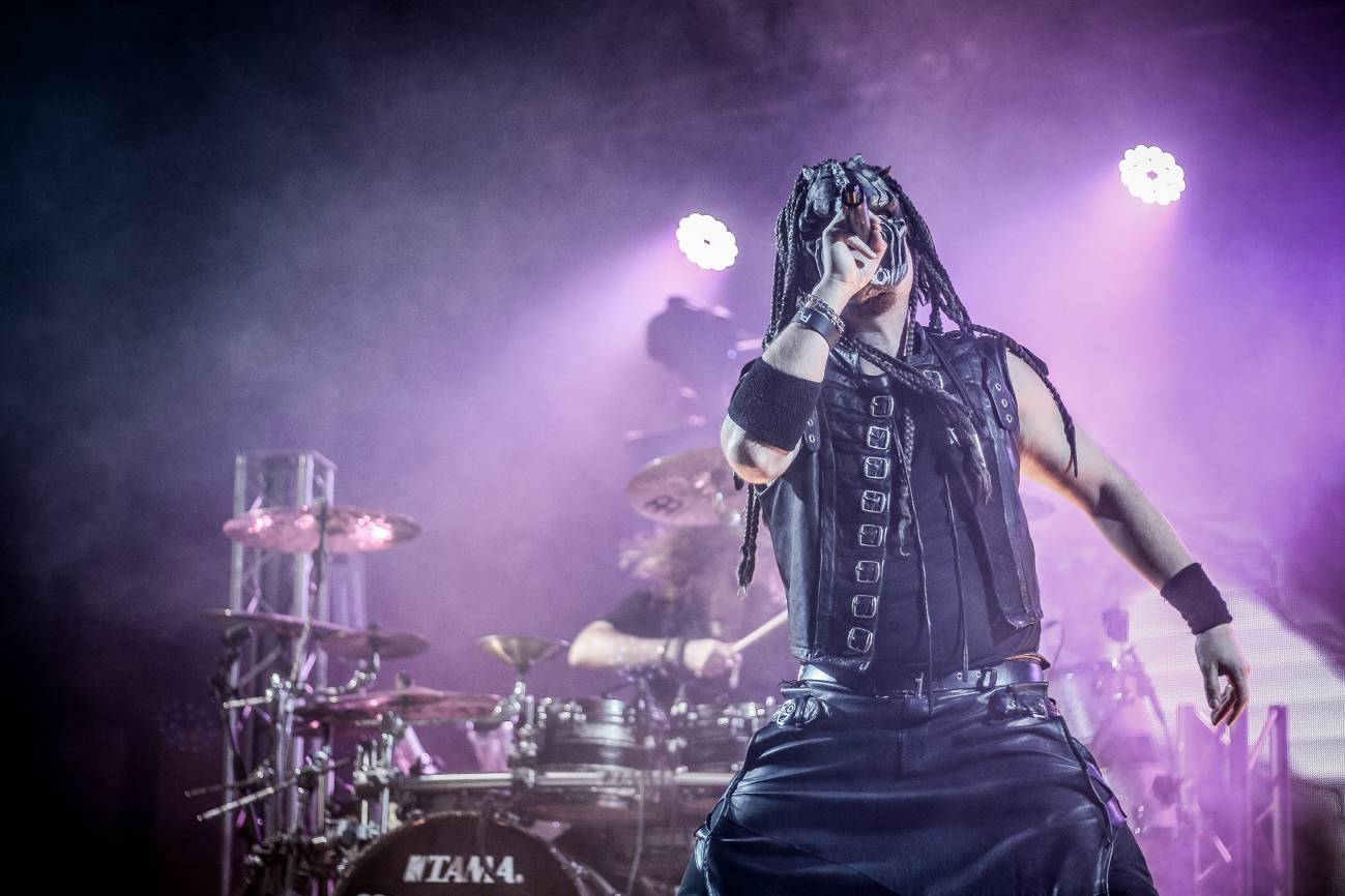 Arakain a Dymytry: Čtyřhodinový metalový nářez v Pardubicích!