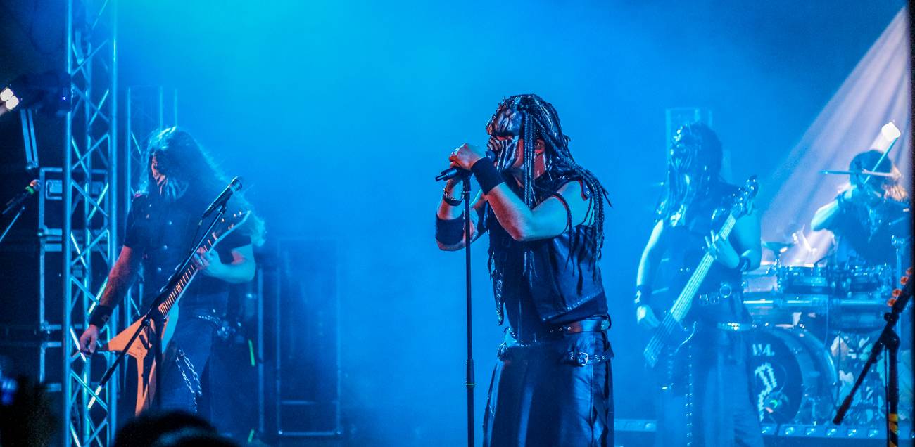 Arakain a Dymytry: Čtyřhodinový metalový nářez v Pardubicích!