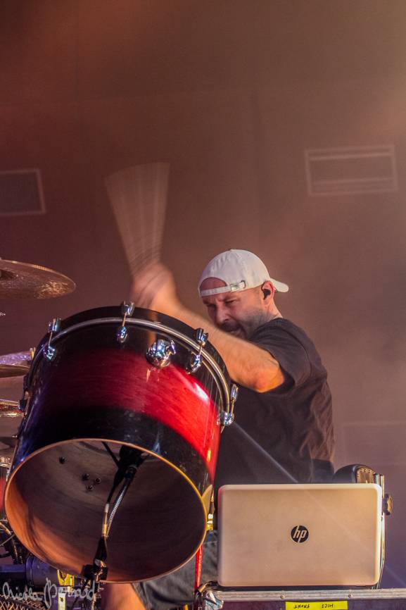 Škwor hledali identitu i v České Lípě: Sál praskal ve švech