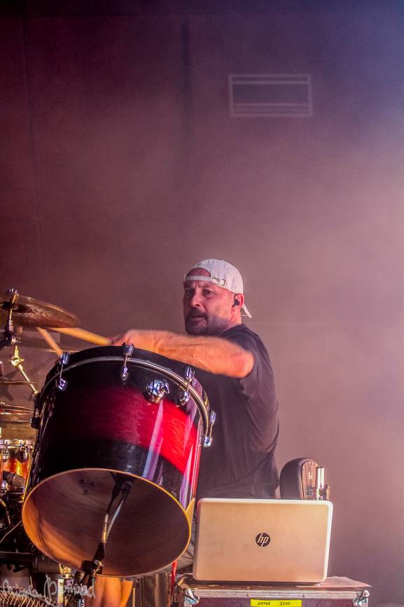 Škwor hledali identitu i v České Lípě: Sál praskal ve švech