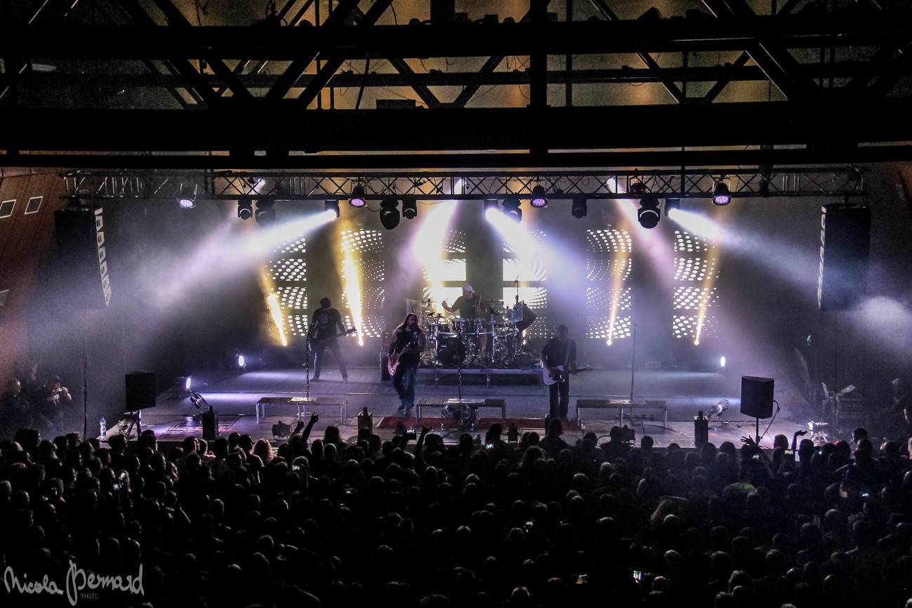 Škwor hledali identitu i v České Lípě: Sál praskal ve švech