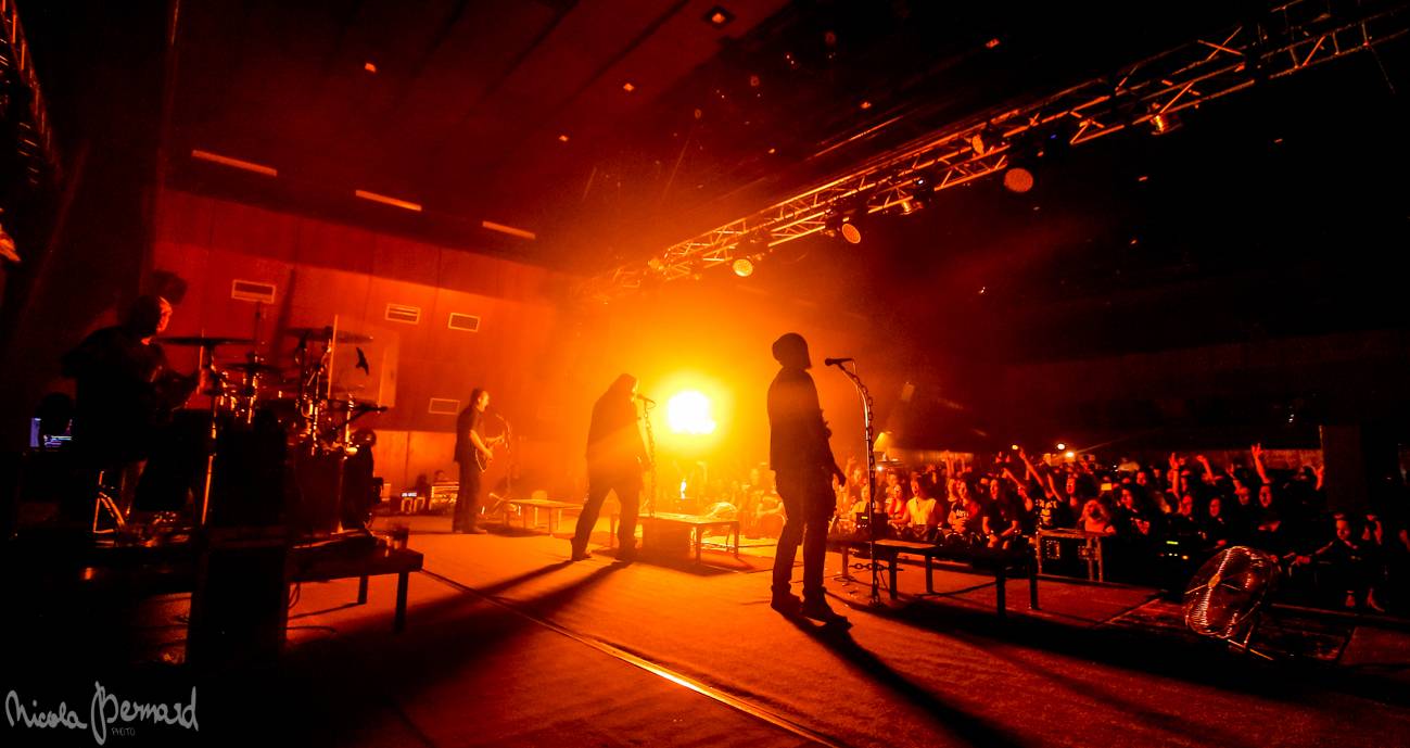 Škwor hledali identitu i v České Lípě: Sál praskal ve švech