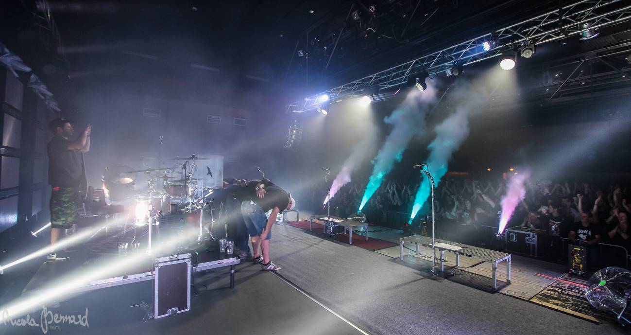 Škwor hledali identitu i v České Lípě: Sál praskal ve švech