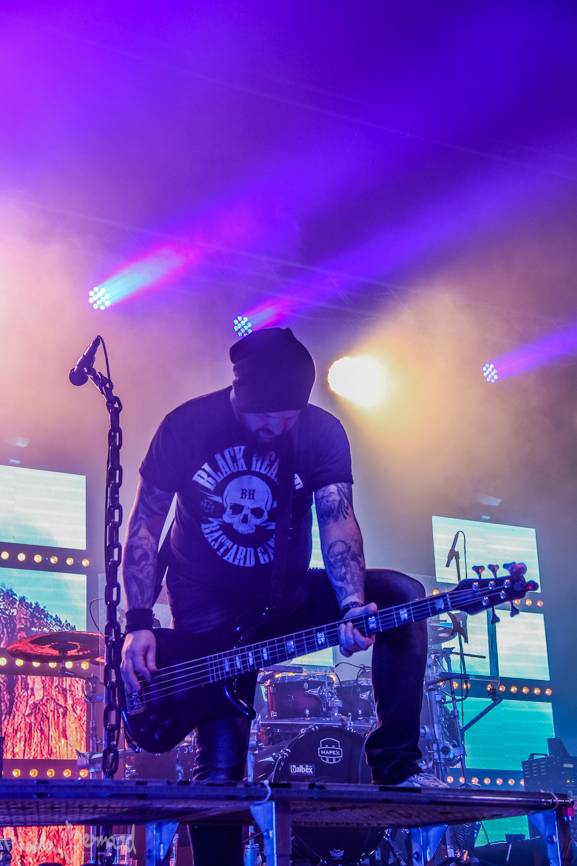 Škwor hledali identitu i v České Lípě: Sál praskal ve švech