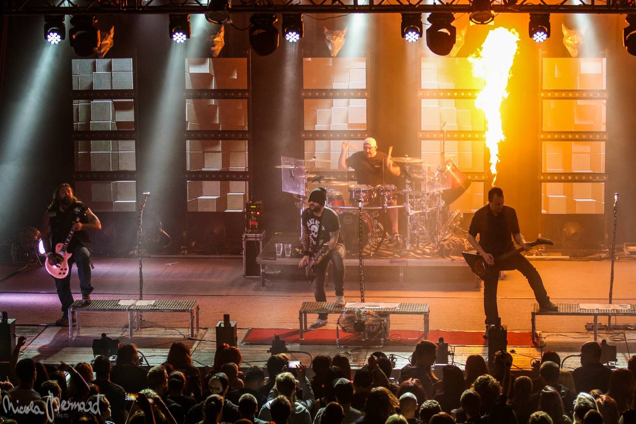 Škwor hledali identitu i v České Lípě: Sál praskal ve švech