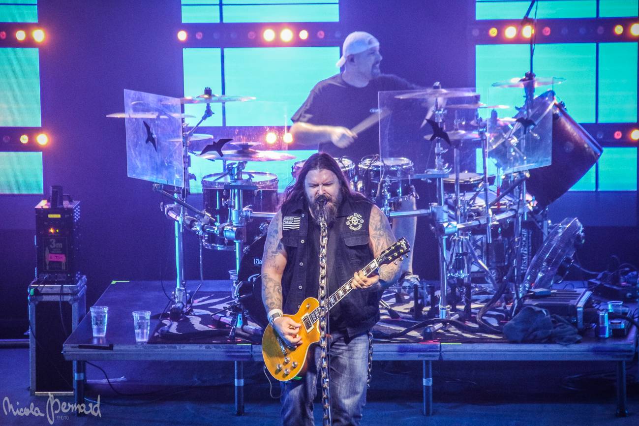 Škwor hledali identitu i v České Lípě: Sál praskal ve švech