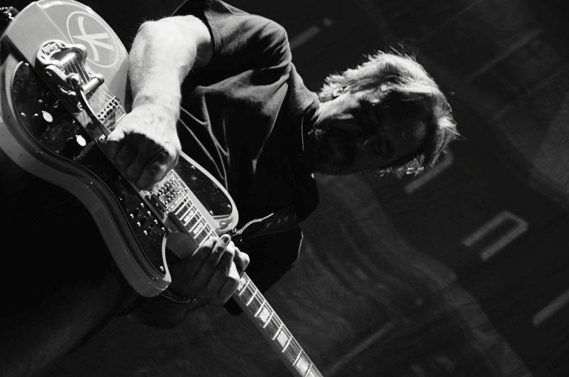 No Name vyprodali Forum Karlín, 20 let oslavili S láskou i s podprsenkou na pódiu