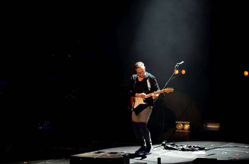 No Name vyprodali Forum Karlín, 20 let oslavili S láskou i s podprsenkou na pódiu