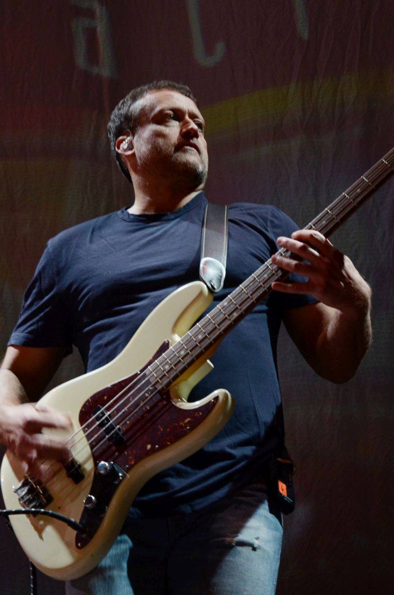 No Name vyprodali Forum Karlín, 20 let oslavili S láskou i s podprsenkou na pódiu