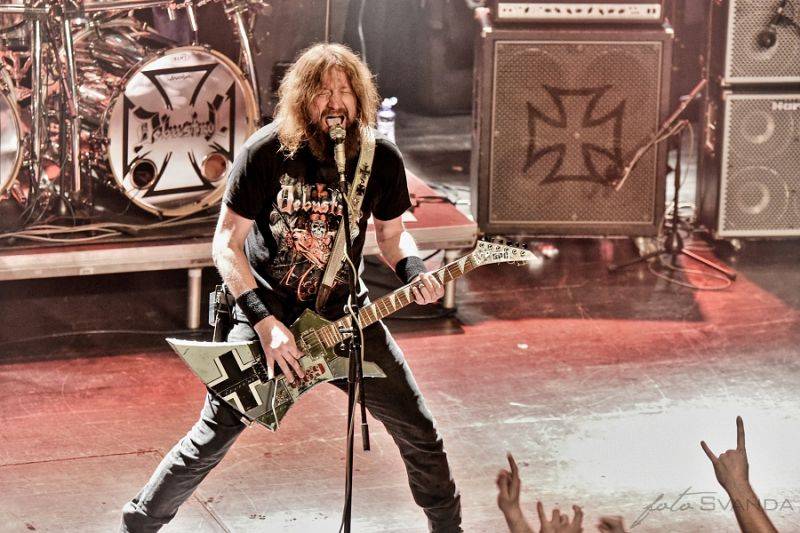 Třicátníci Debustrol křtili v Akropoli svoji Válku. Byl to nářez!