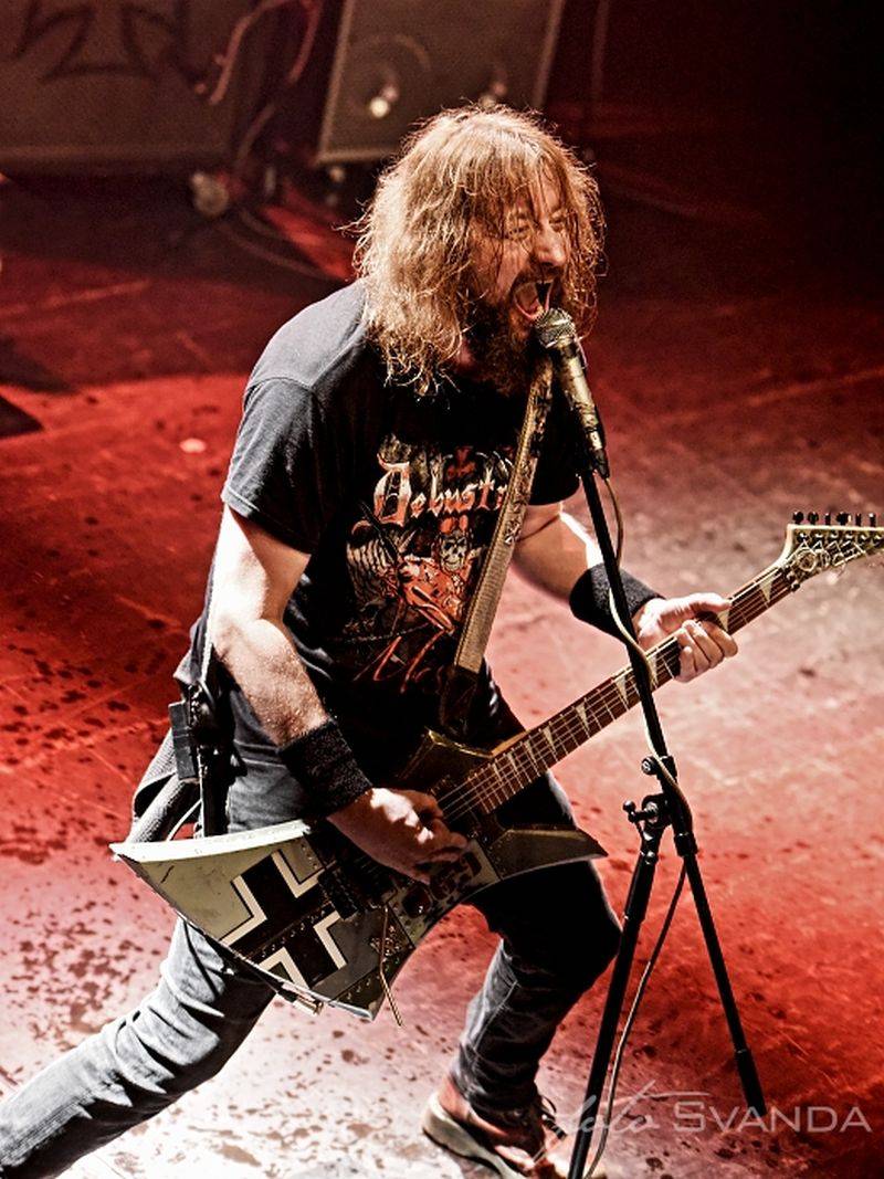 Třicátníci Debustrol křtili v Akropoli svoji Válku. Byl to nářez!