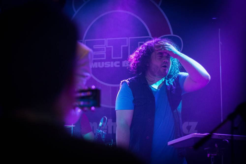 Nebe a Mirai táhli Za jeden provaz i v Brně