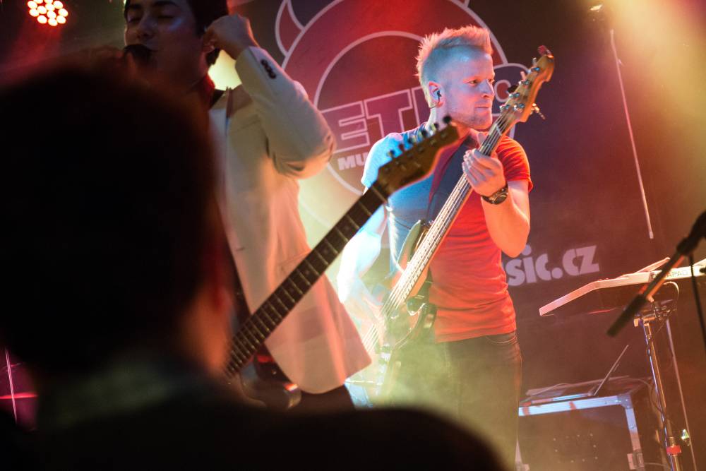 Nebe a Mirai táhli Za jeden provaz i v Brně