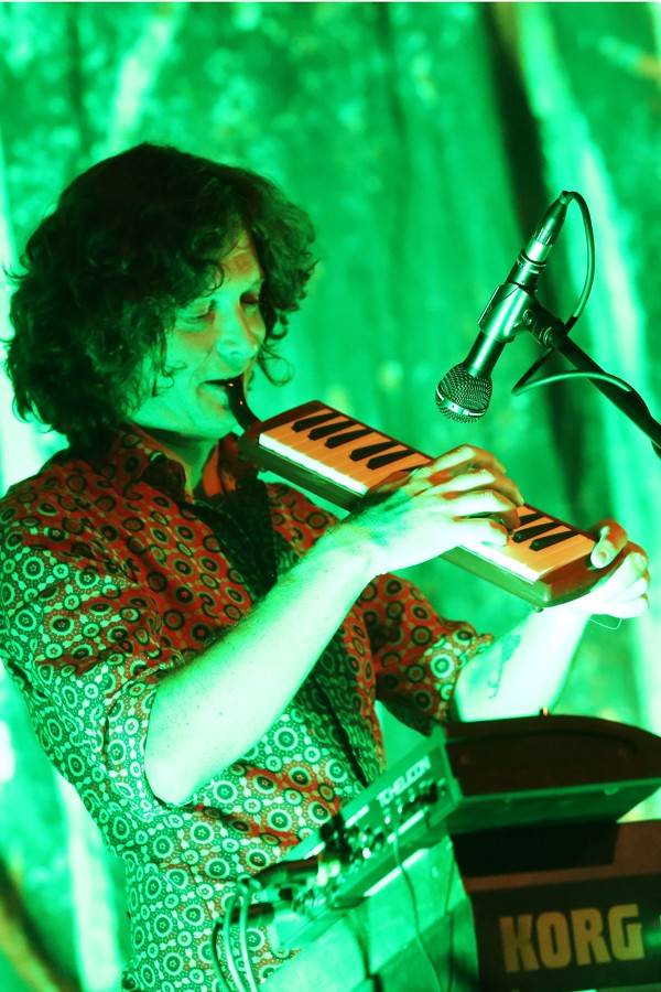 MIG 21 představili v Brně nový zpěvník, dámy sundavaly kalhotky