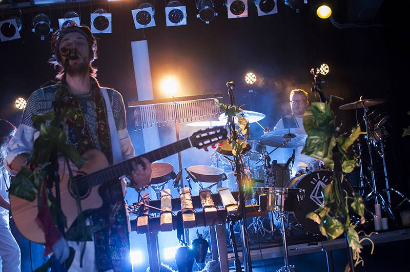  Crystal Fighters v Praze: Úžasná jízda v MeetFactory