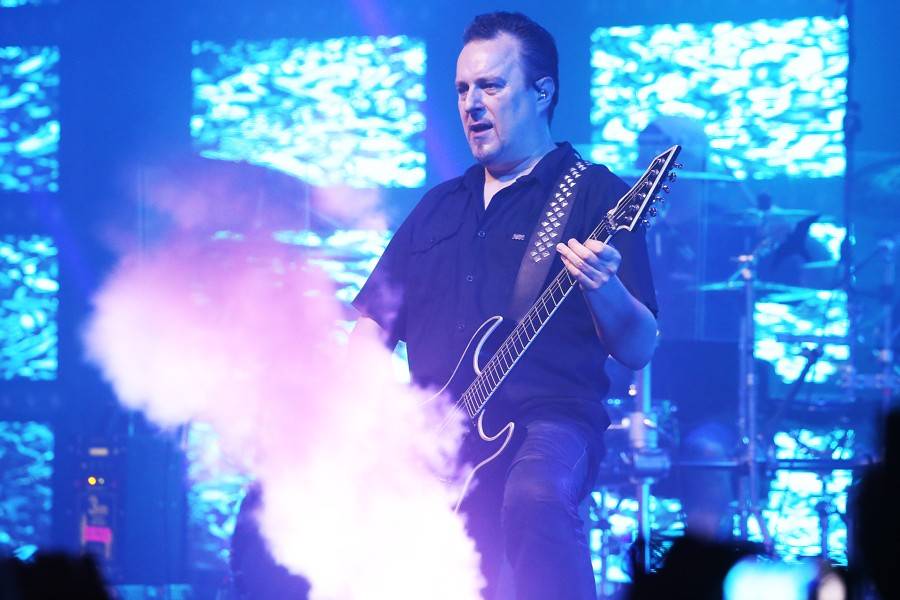 Škwor dál hledá IDentitu: V Hodoníně došlo na plameny i kouřové efekty