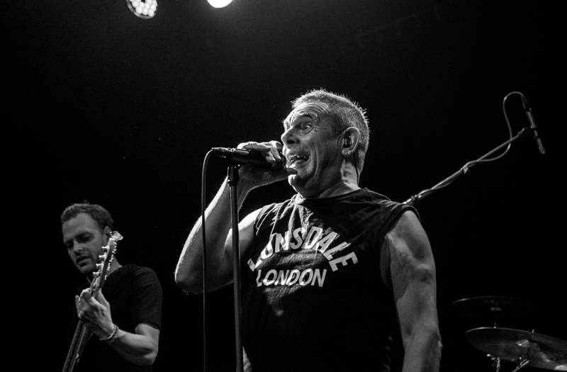 Podzimní Mighty Sounds nabídl Prague Conspiracy, Radio Dead Ones i Fast Food Orchestra