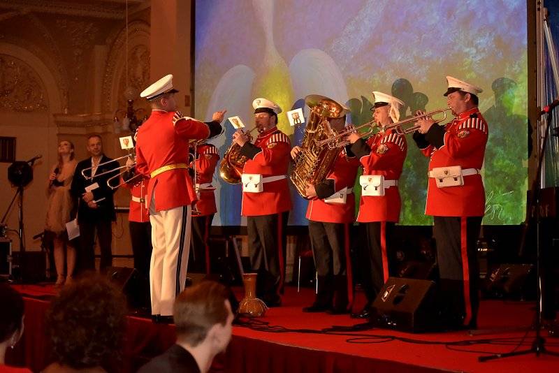 Premiéra The Parliament Of Souls na Žofíně: Pódium patřilo Celeste Buckingham, Ondřeji Rumlovi i Justinu Lavashovi