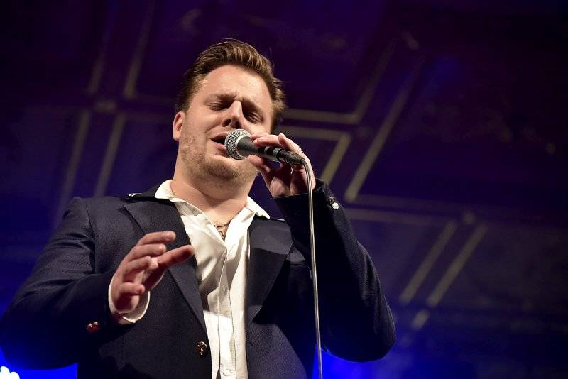 Premiéra The Parliament Of Souls na Žofíně: Pódium patřilo Celeste Buckingham, Ondřeji Rumlovi i Justinu Lavashovi