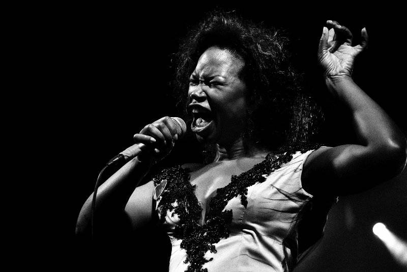 Premiéra The Parliament Of Souls na Žofíně: Pódium patřilo Celeste Buckingham, Ondřeji Rumlovi i Justinu Lavashovi