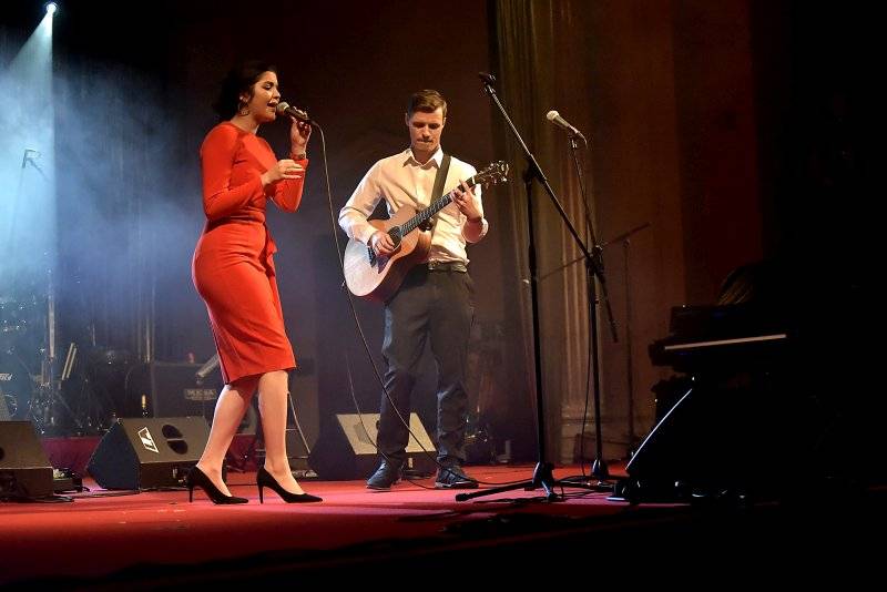 Premiéra The Parliament Of Souls na Žofíně: Pódium patřilo Celeste Buckingham, Ondřeji Rumlovi i Justinu Lavashovi