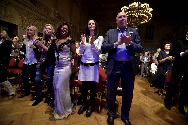 Premiéra The Parliament Of Souls na Žofíně: Pódium patřilo Celeste Buckingham, Ondřeji Rumlovi i Justinu Lavashovi