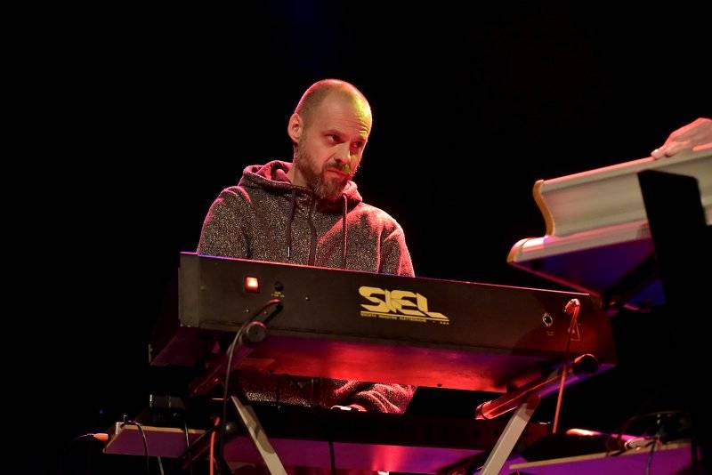 President Bongo z Gus Gus představil v Praze svůj nový projekt Serengeti