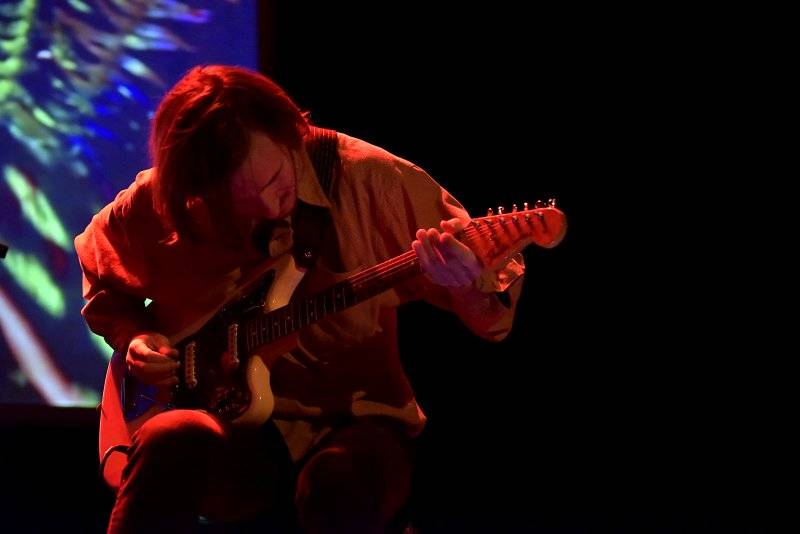 President Bongo z Gus Gus představil v Praze svůj nový projekt Serengeti