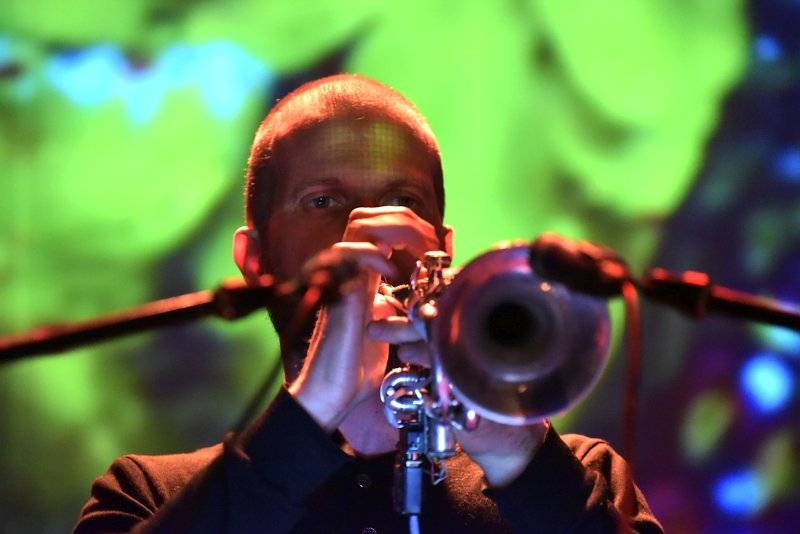 President Bongo z Gus Gus představil v Praze svůj nový projekt Serengeti