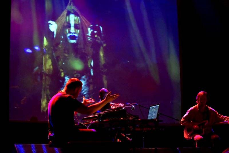 President Bongo z Gus Gus představil v Praze svůj nový projekt Serengeti