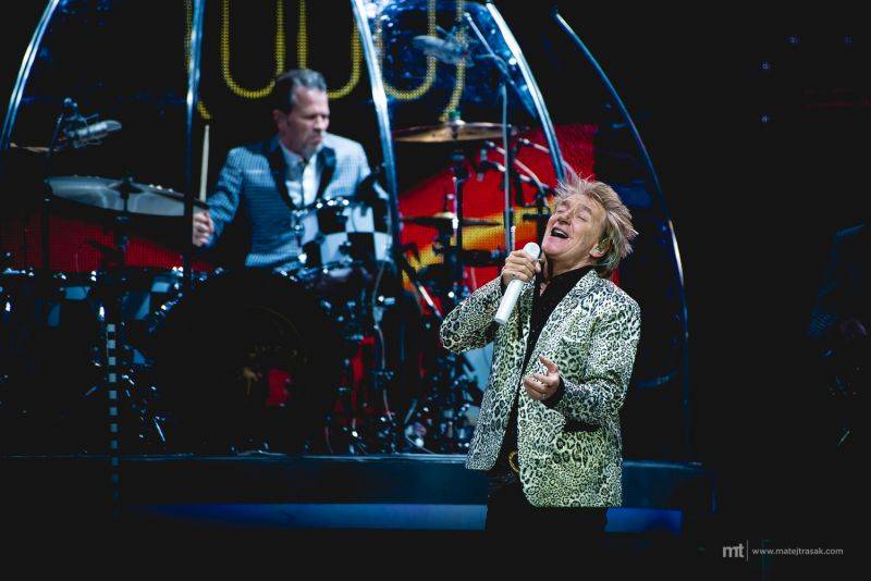 Rod Stewart poprvé v Česku: V pražské O2 areně přehrál všechny svoje zásadní hity