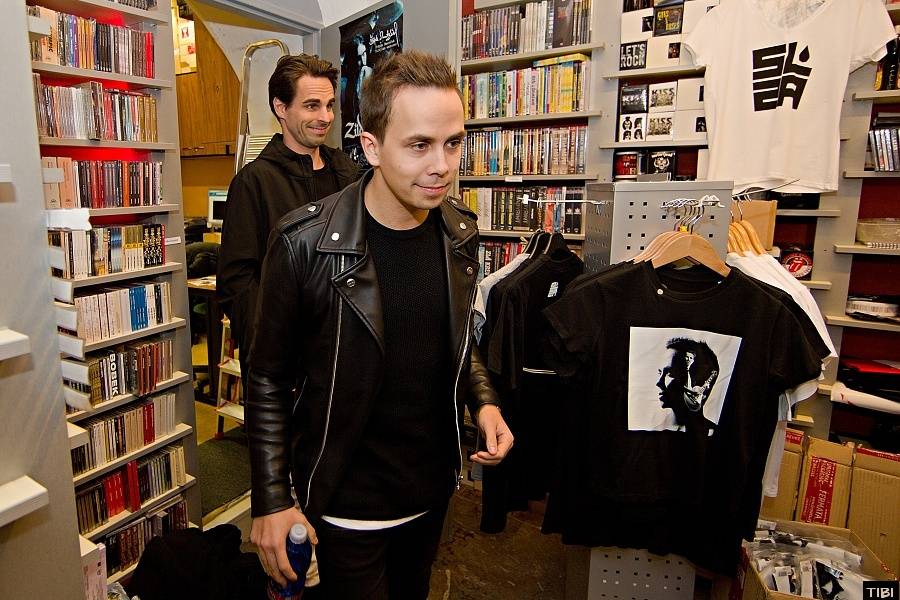 Slza fanouškům v Českých Budějovicích podepsala knihu