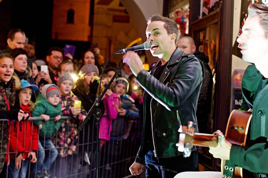 Slza fanouškům v Českých Budějovicích podepsala knihu