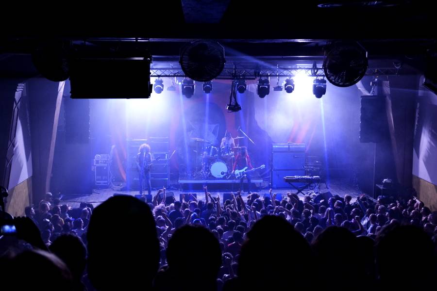 Wolfmother v Roxy: Nad Prahou zavyla australská vlčí smečka!