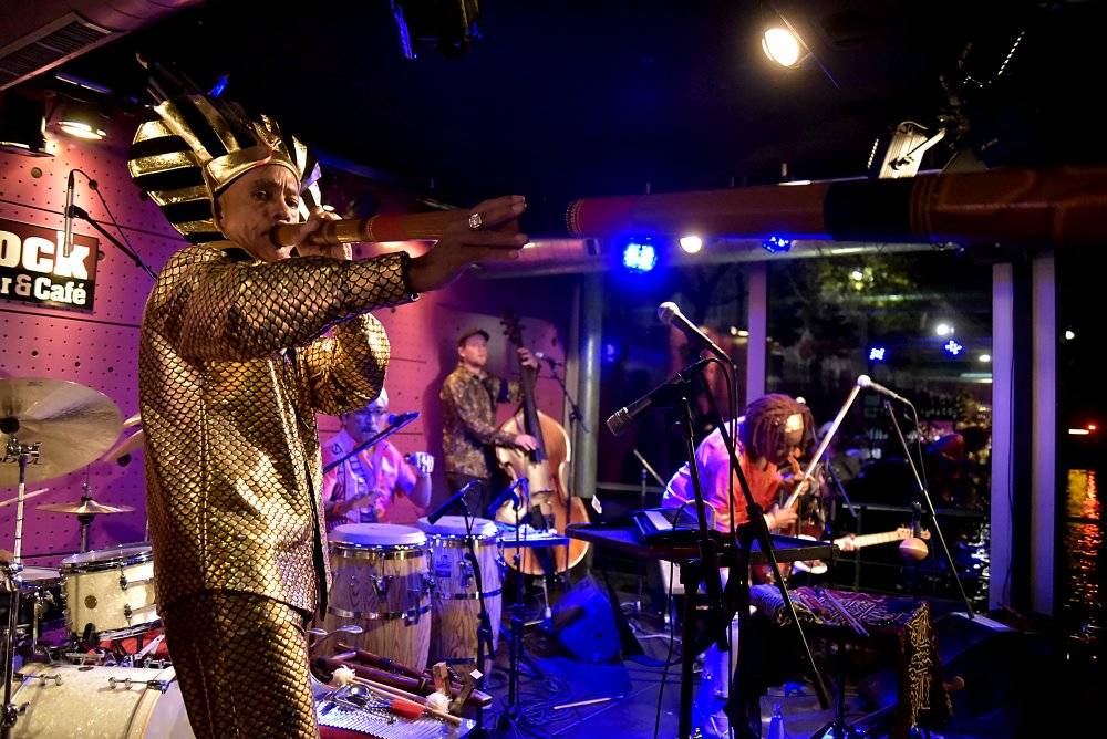 V Praze zahráli průkopníci world music The Pyramids