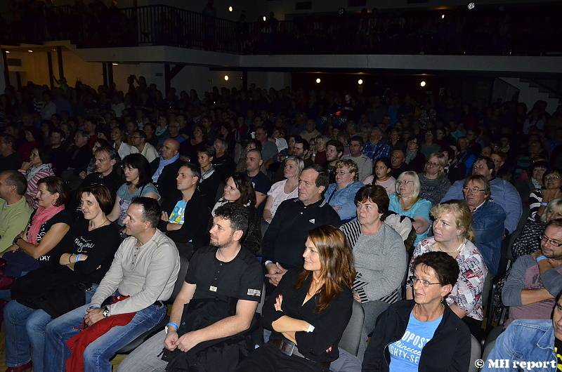 Olympic to rozjel v plzeňské Šeříkovce, s kapelou zpíval celý sál