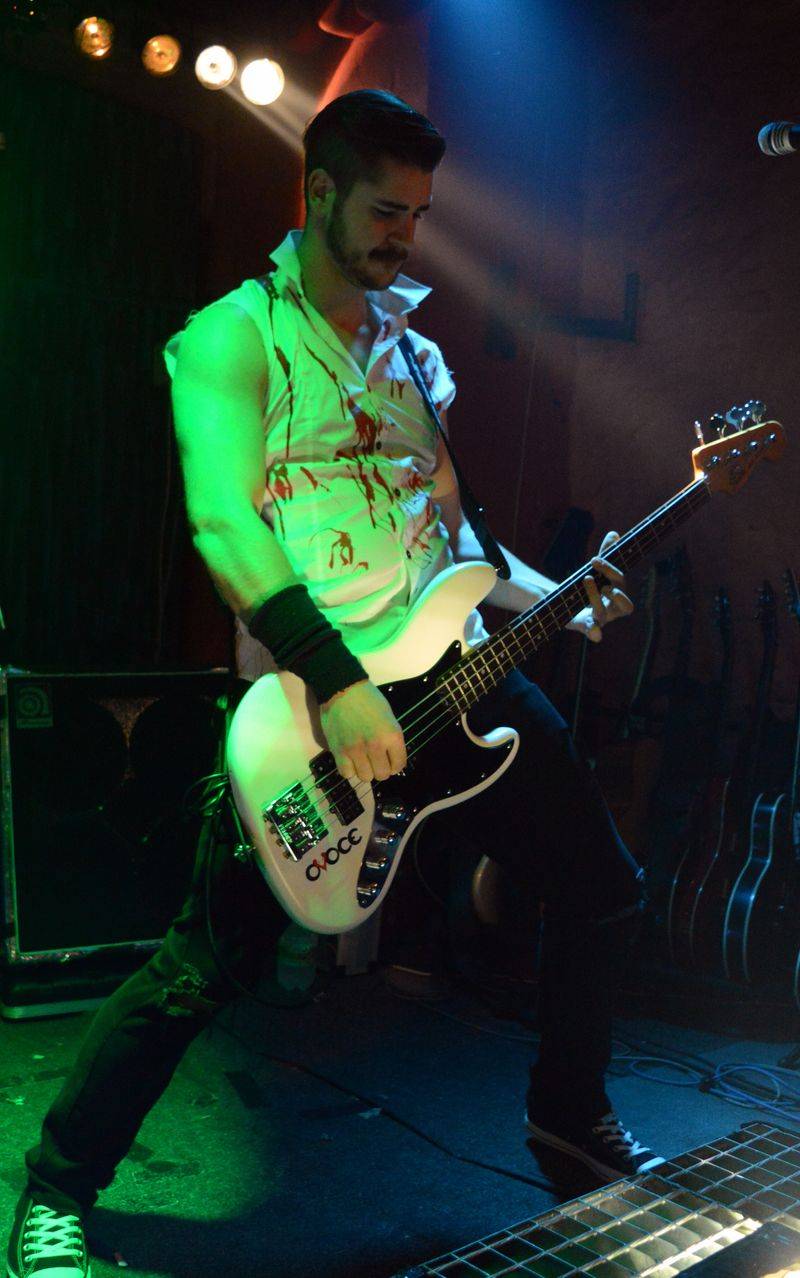 Imodium a OVOCE na společné šňůře: Jejich spojení je drsně hravé a uvěřitelné