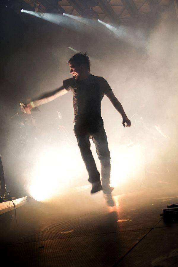 The Qemists v Brně splynuli s publikem: Nošení na rukou si všichni užili dosyta